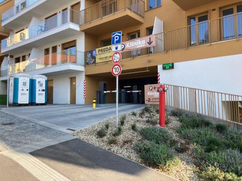 Štýlový apartmán A409 v centre NR, parkovanie v cene (Stylovy apartman A409 v centre NR, parkovanie v cene) in Nitra