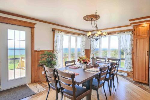 The Simeon - Upscale Bay Views by Doorbed in โบนาเวนเทอร์ (QC)