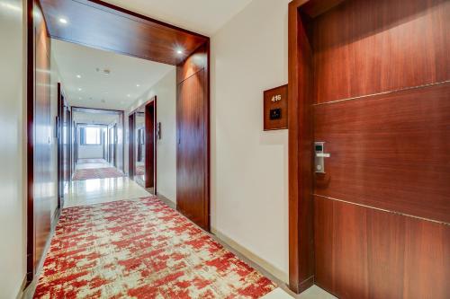 Hotel Gurudev Grand – Bombay/ Mumbai, KY