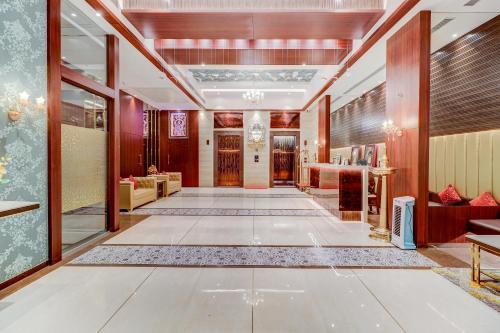 Hotel Gurudev Grand – Bombay/ Mumbai, KY