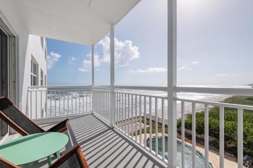 . Oceanfront Beach House, Satellite Beach