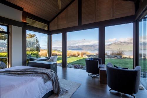 407140403 Lodge Lorien