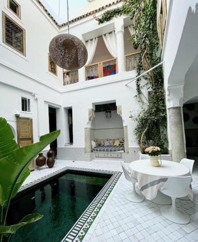 Riad Dar Ihssane- Luxury 5 BR/7 Bath Riad in Marrakech in the Medina