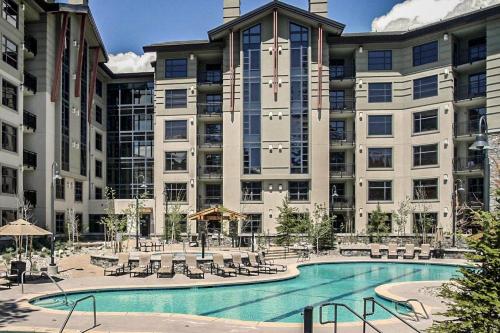 Village Monache #311 condo