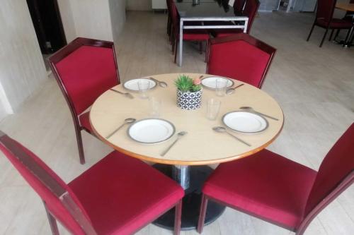 Restaurang, OYO 104 Loban Hotel Apartment in Al Maabilah