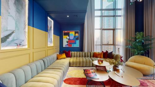 High-End Designer Penthouse Full Burj Khalifa View, Дубай