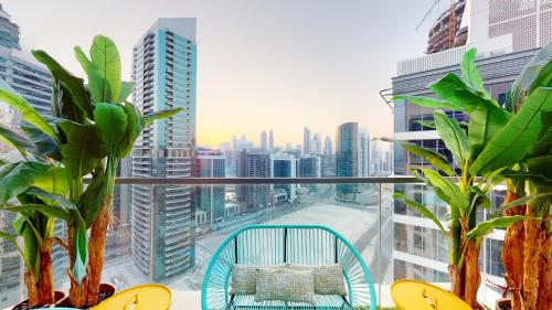 High-End Designer Penthouse Full Burj Khalifa View - image 4