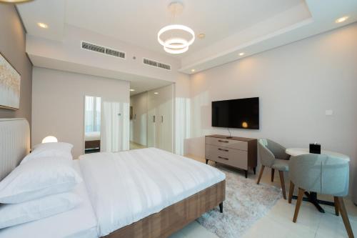 Kasco Homes Holidays LLC Waves Tower, Дубай (фото 11)