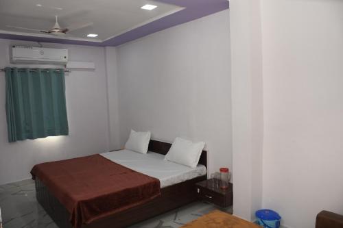 Hotel Dwarkesh