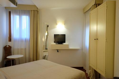 Hotel ai do Mori - image 3