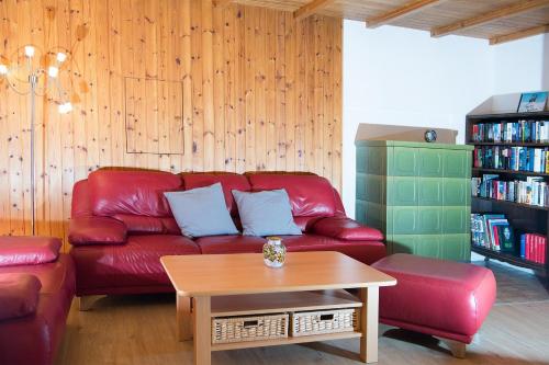 Stāva plāns, Large alpine house for 10 with panoramic view in Albula