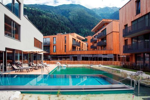 All-Suite Resort Ötztal - Accommodation - Hochoetz