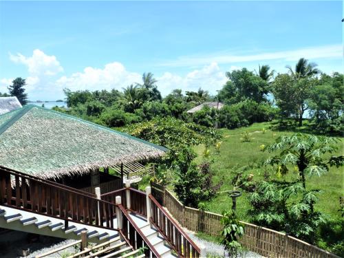 Dārzs, The Lazy Tiki in Guimaras sala