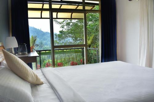 Raymond's Holiday Homes - Chungathara