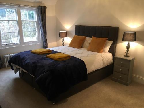 The Old Barn Marlborough, spacious grade 2 listed with parking gîte à louer Marlborough