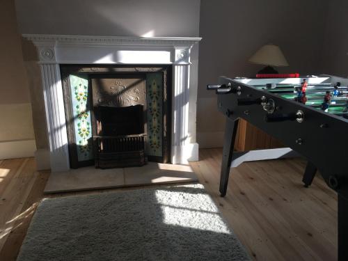 Recreational facilities, The Old Barn Marlborough, spacious grade 2 listed with parking in Marlborough