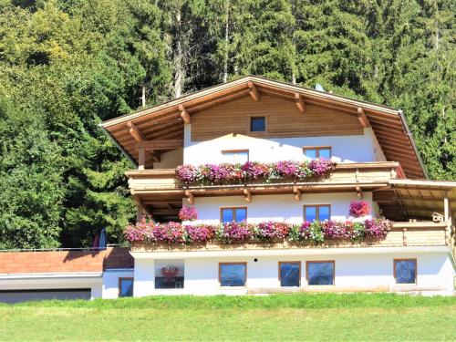 Apartment Sonnigs Platzl by Interhome in Stumm, Österreich