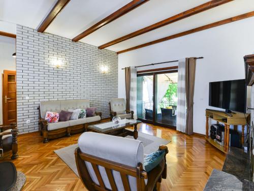 Holiday Home Otavia by Interhome in Bilice