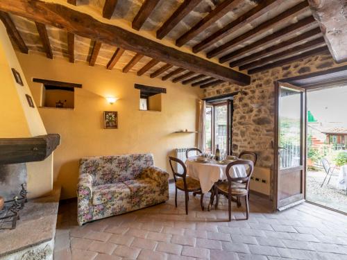 Holiday Home Il Feudo by Interhome in Poggioni