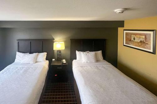 Clarion Inn & Suites