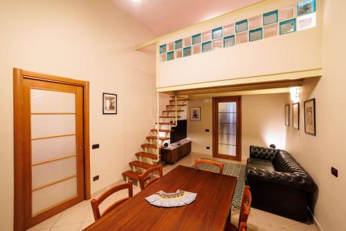 The San Gregorio Armeno Apartment By HouseinNaples, Naples