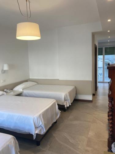 Hotel Ghironi Room Type - Triple Room