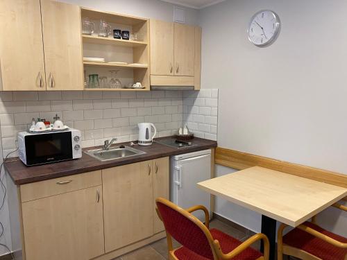 บริการและสิ่งอำนวยความสะดวก, Aurora Béta Apartman's (Aurora Beta Apartman's) in บัคเฟอร์โด