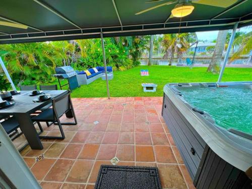 Water Front Fort Lauderdale 4 Bedroom W/ Hot Tub!