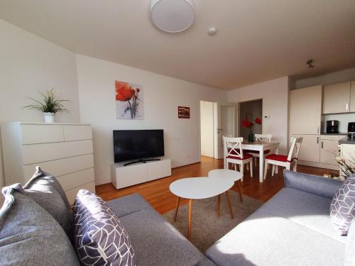 Near Lake Stylish & Fully Furnished Apartment in Wien