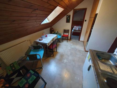 Pereszlényi Vendégház - image 3