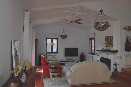 4 bedrooms villa with private pool furnished garden and wifi at Uceda