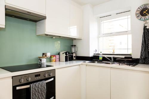 Modern, cozy flat close to Clapham and Battersea, London, Londýn (fotografie 3)