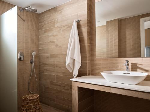 Stefania Apartments - image 10