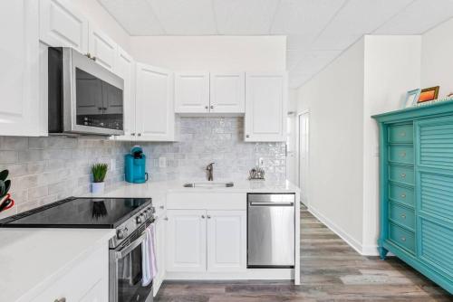 Dolphin Watch in Clearwater Beach, USA