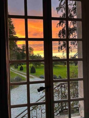 Charming 18th Century Chateau, near Bayeux in Calvados, Normandie