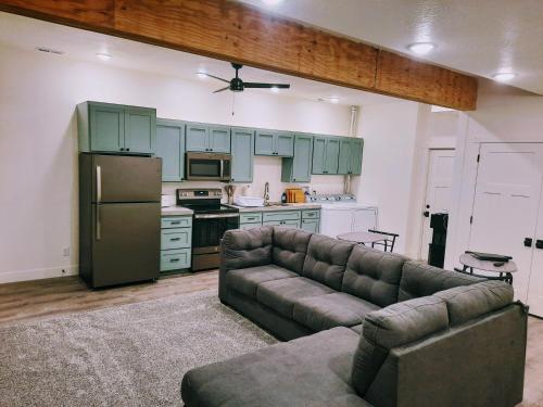Cozinha, Sevier River Farmhouse 2 in Cidade Cedar (UT)
