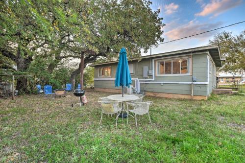 Cozy Graham Retreat ~ 3 Mi to Lake Eddleman! in Graham (TX)