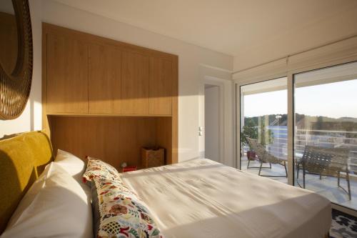 Stunning Acropolis view apartment - image 13