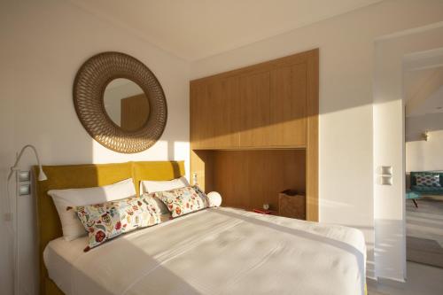 Stunning Acropolis view apartment - image 12