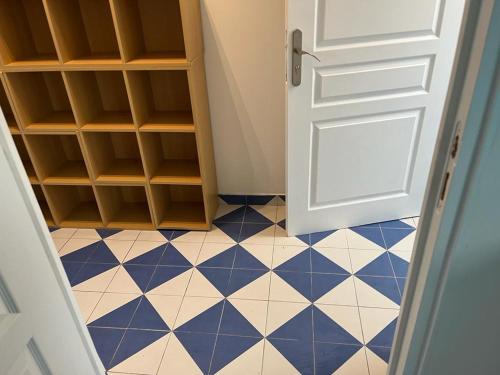 SUITS & LUXURY Appart Paris Montreuil in Montreuil