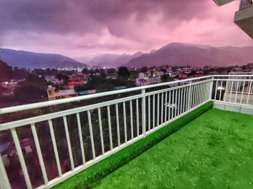 Mountain View Entire Apartment by Sandy Nest