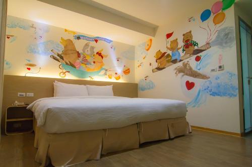 room detail thumbnail 1