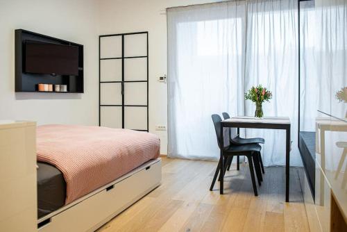 Sunny home with cute dragon in the center+parking, Ljubljana (photo 8)