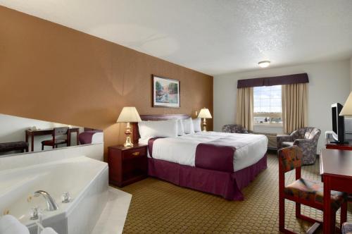 Ramada by Wyndham Red Deer Hotel & Suites