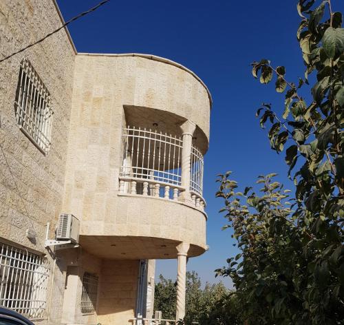 Ibbin hospitality house in Ajloun