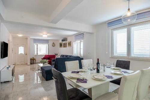 Villa Lilin San - image 7