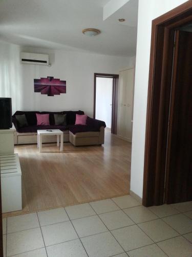 Banu Manta Apartments - image 2