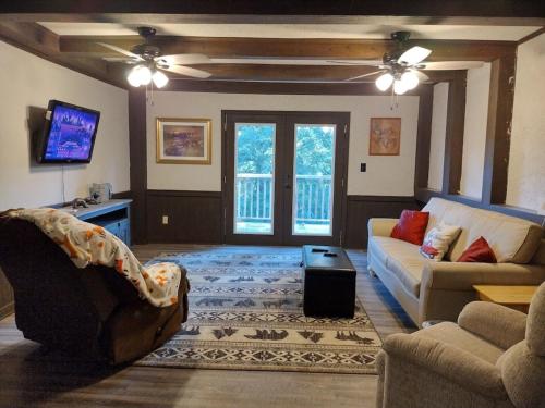 Making Memories A cozy gem in the Smoky Mountains