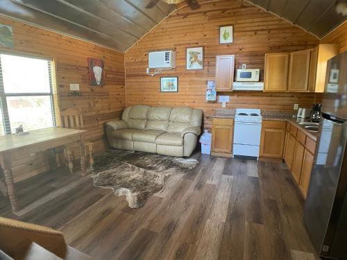 Walnut Canyon Cabins