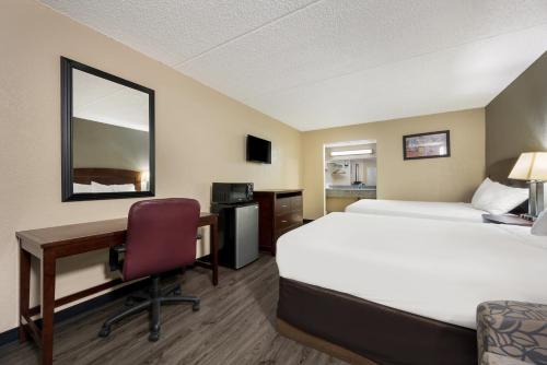 2 double beds